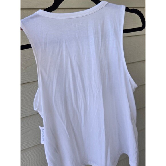 Tank Top Old Navy Workout Athletic NWT Medium - Picture 2 of 4